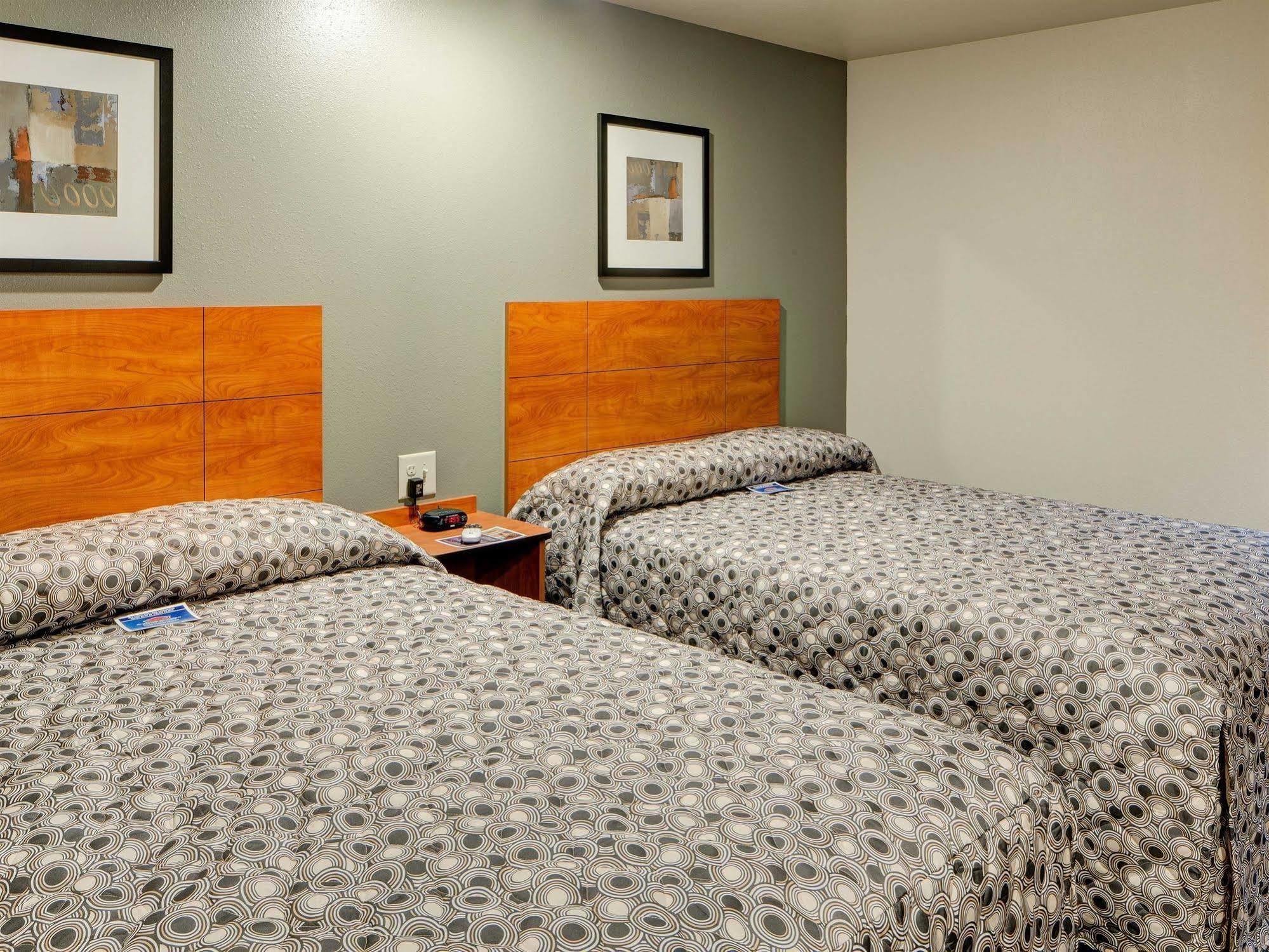 Suburban Studios Huntsville University Area Экстерьер фото