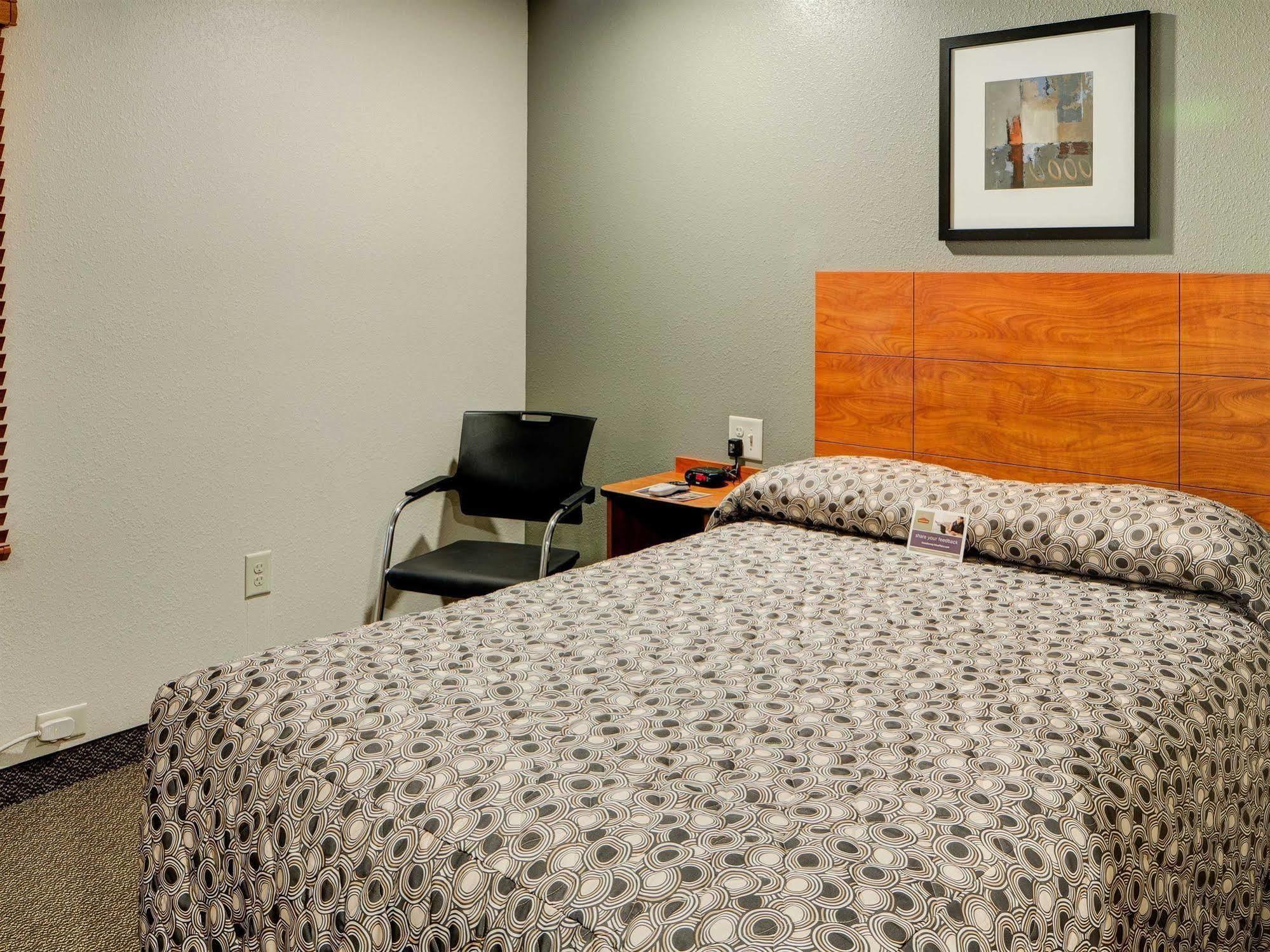 Suburban Studios Huntsville University Area Экстерьер фото